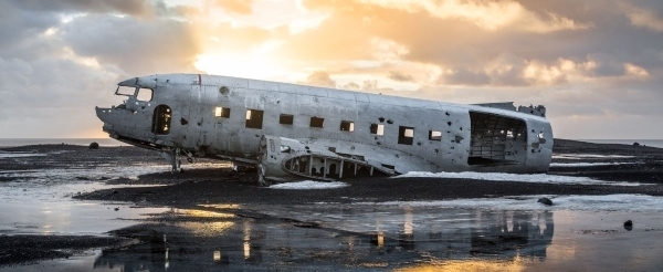 DAY4 賽爾福斯→塞里雅蘭瀑布→斯科加瀑布→黑沙灘(飛機殘骸/玄武岩壁) →維克→極光之夜