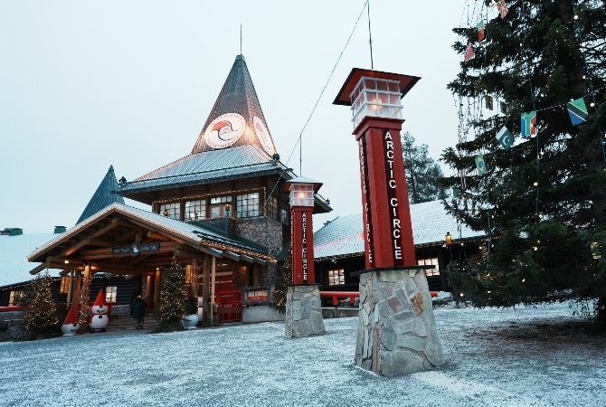 03/14 赫爾辛基機場→香港轉機→台北