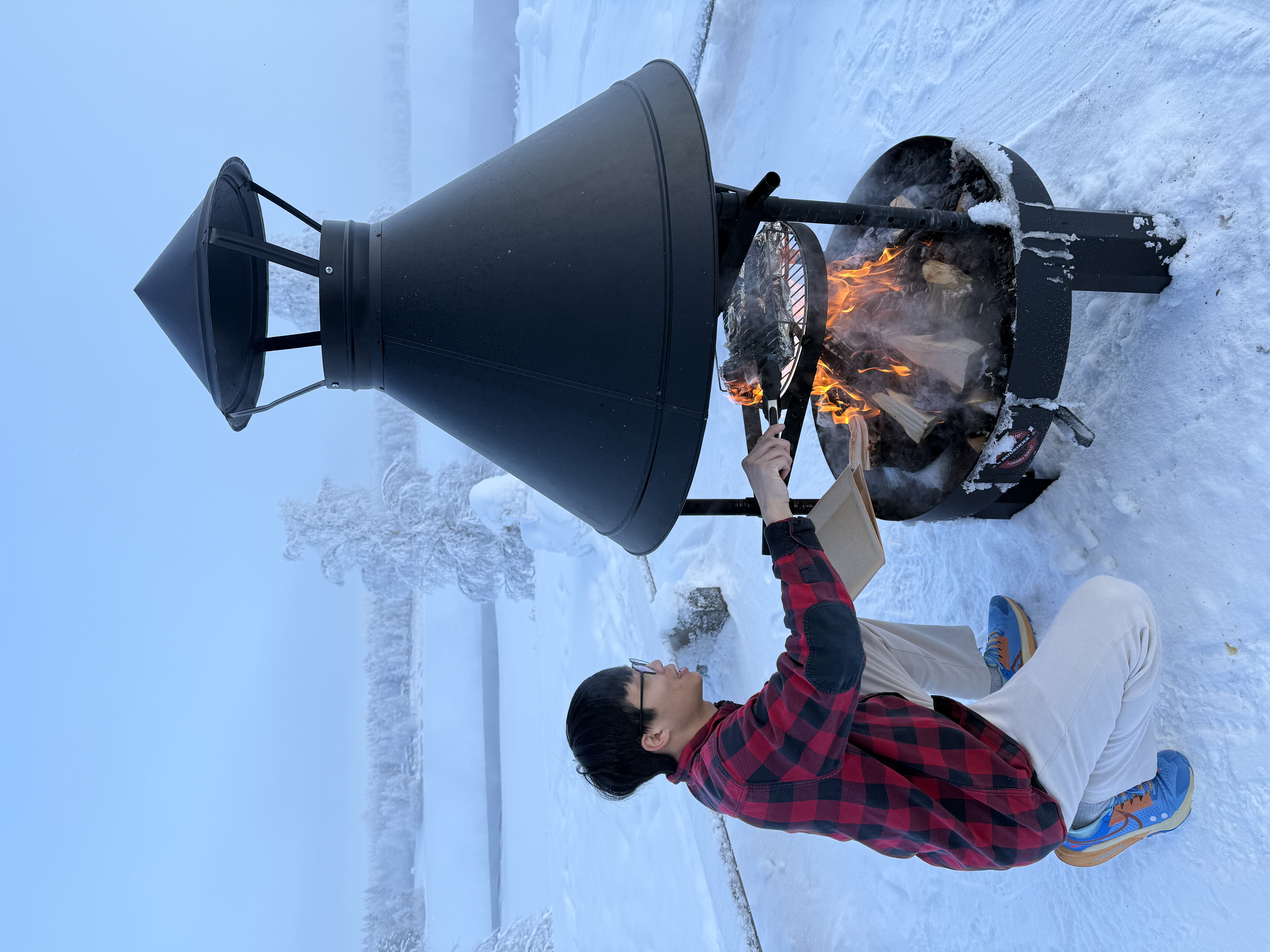 民宿→Vikaköngäs登山→民宿→極光之夜