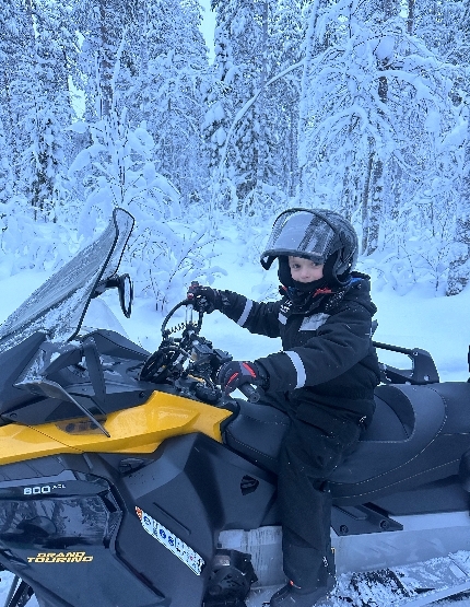 民宿 → 北極圈科學博物館 → 雪地摩托車 → 民宿