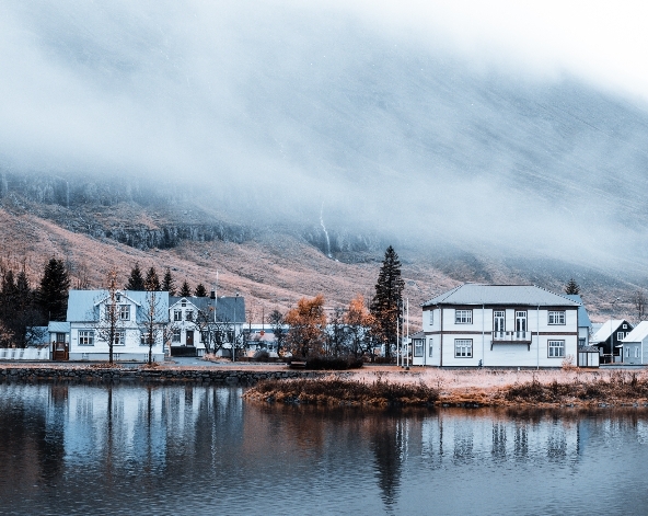 10/05 金字塔山(經過)→白日夢小鎮,塞濟斯菲厄澤→黛提瀑布→米湖溫泉