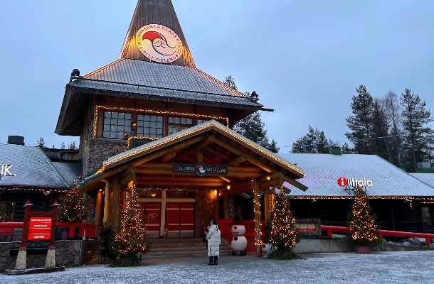 聖誕老人村→玻璃屋