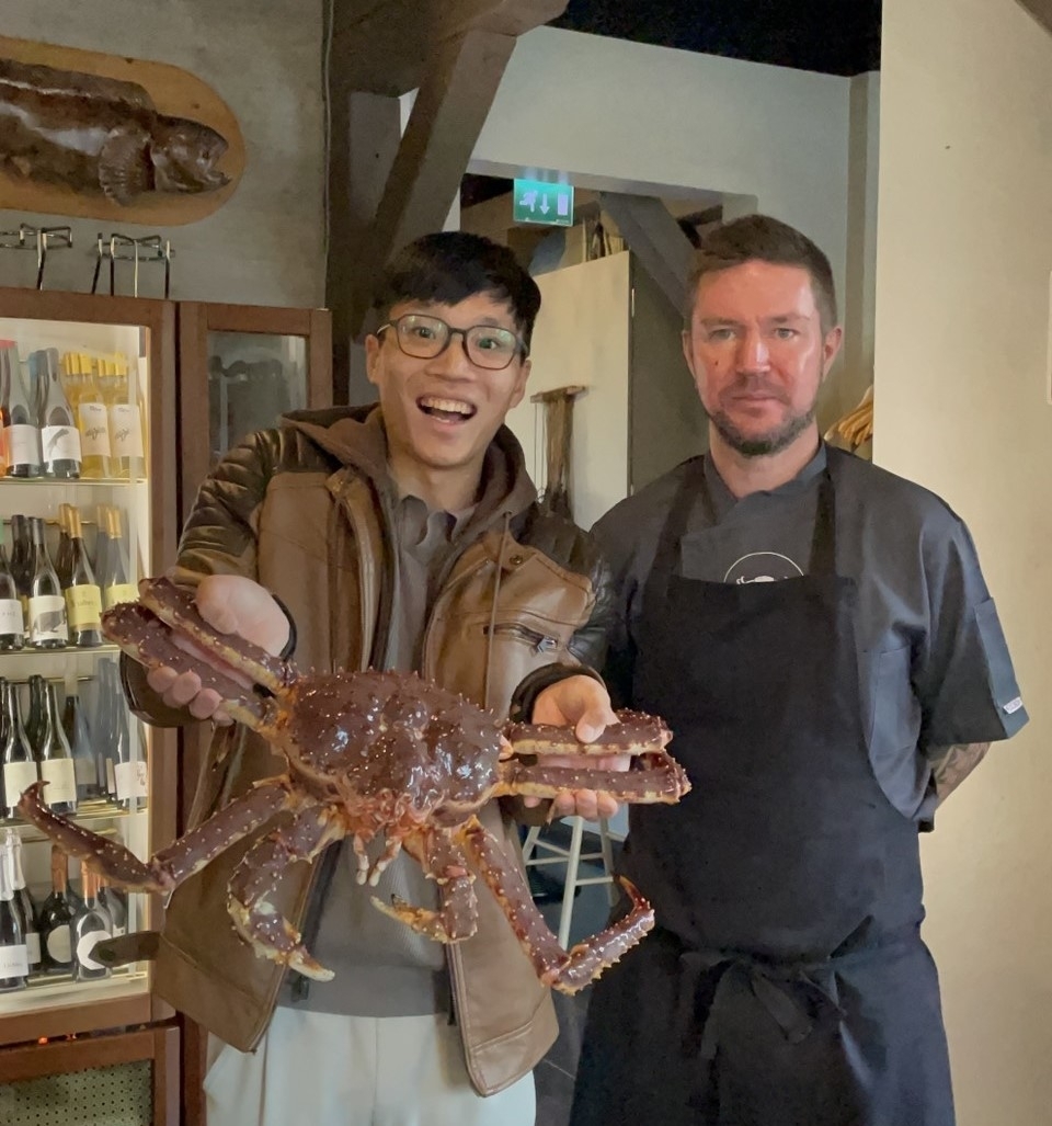 民宿→馴鹿體驗+哈士奇體驗→憤怒鳥公園→民宿