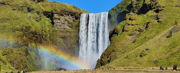 DAY4 賽爾福斯→塞里雅蘭瀑布→斯科加瀑布→黑沙灘(飛機殘骸/玄武岩壁) →維克→極光之夜